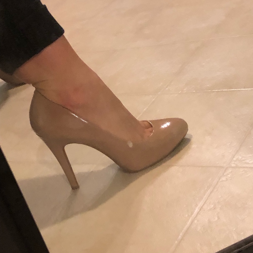 Nude Jessica Simpson Pumps/heels